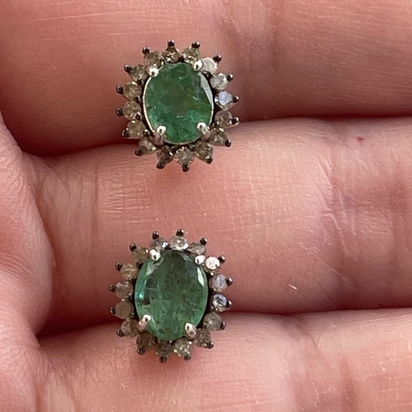 Unbranded Jewelry - NWT Natural Zambian Emerald Stud Earrings & Natural Diamond in 925 Silver